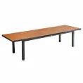 image de table de jardin scandinave 