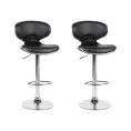 image de chaises de bar scandinave 