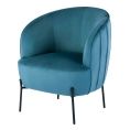 image de fauteuils scandinave Fauteuil design velours bleu canard pieds métal noir