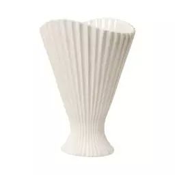 Vase Fountain en Céramique, Grès – Couleur Blanc – 23 x 18.5 x 30.5 cm – Designer Trine Andersen