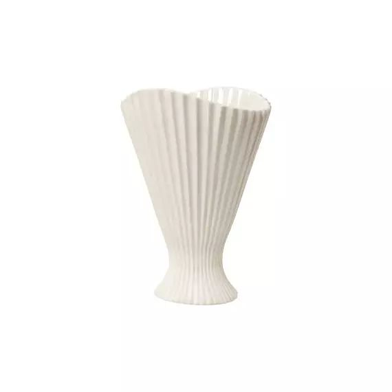 Vase Fountain en Céramique, Grès – Couleur Blanc – 23 x 18.5 x 30.5 cm – Designer Trine Andersen