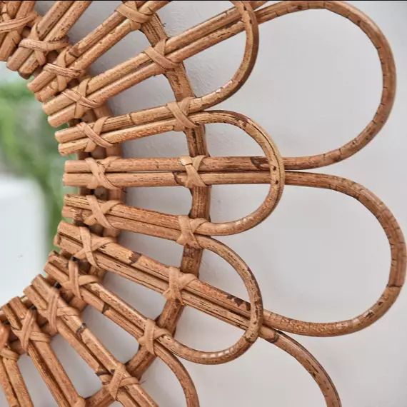 Miroir rond forme fleur en rotin naturel 62 cm – Moka